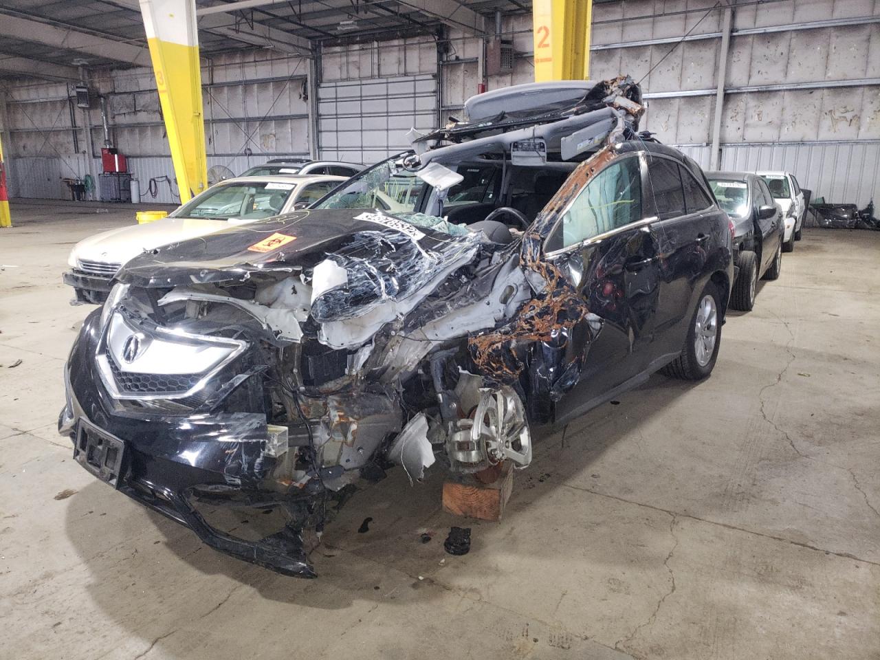 Photo 2 from auction – 2016 ACURA RDX TECHNO with VIN 5J8TB4H59GL028680