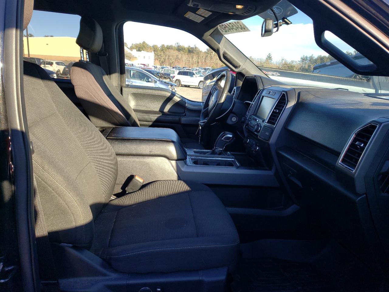 Photo 5 from auction – 2015 FORD F150 SUPER with VIN 1FTFW1EF1FFA00784