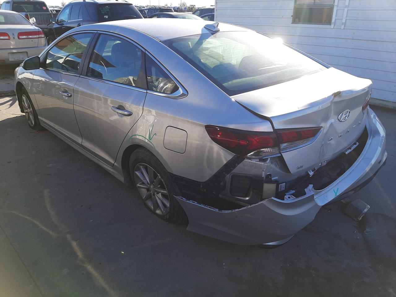 Photo 3 from auction – 2018 HYUNDAI SONATA SE with VIN 5NPE24AF2JH715912