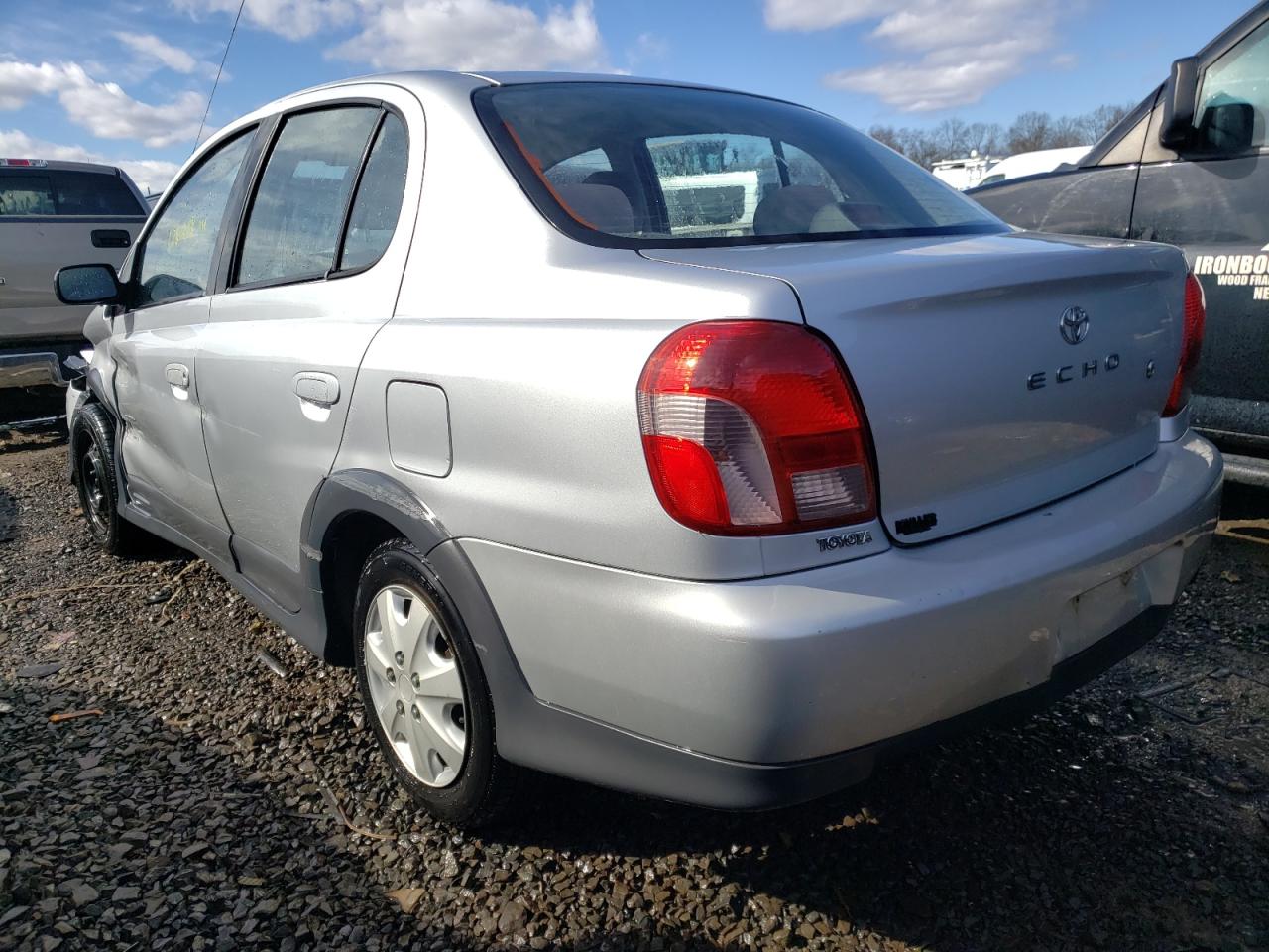 Photo 3 from auction – 2000 TOYOTA ECHO with VIN JTDBT1232Y0095637