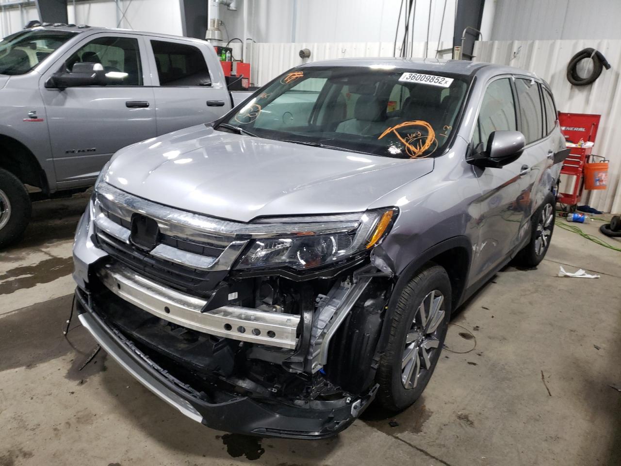 Photo 2 from auction – 2022 HONDA PILOT EXL with VIN 5FNYF6H53NB022863