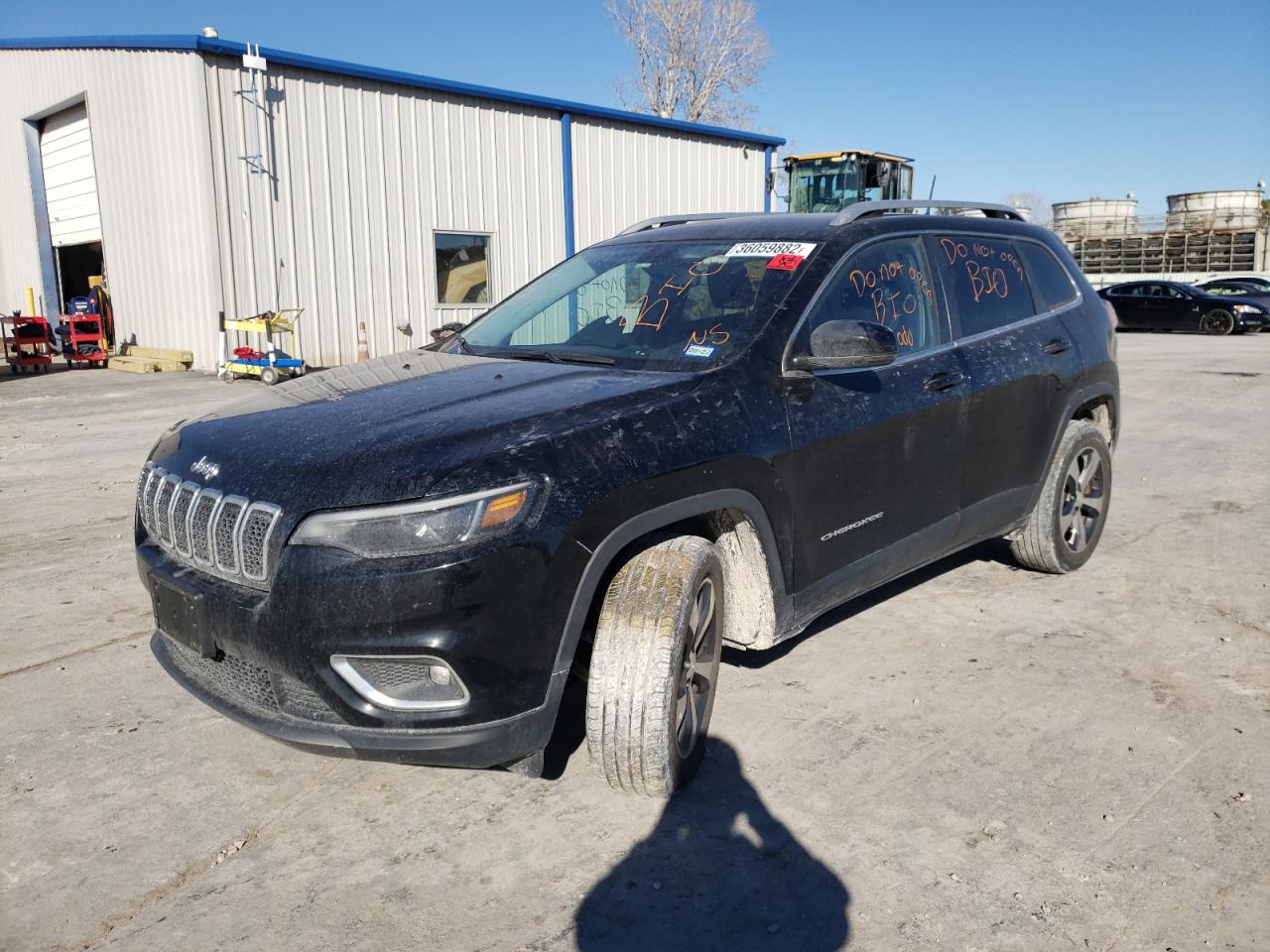 Photo 2 from auction – 2019 JEEP CHEROKEE L with VIN 1C4PJMDX1KD227817