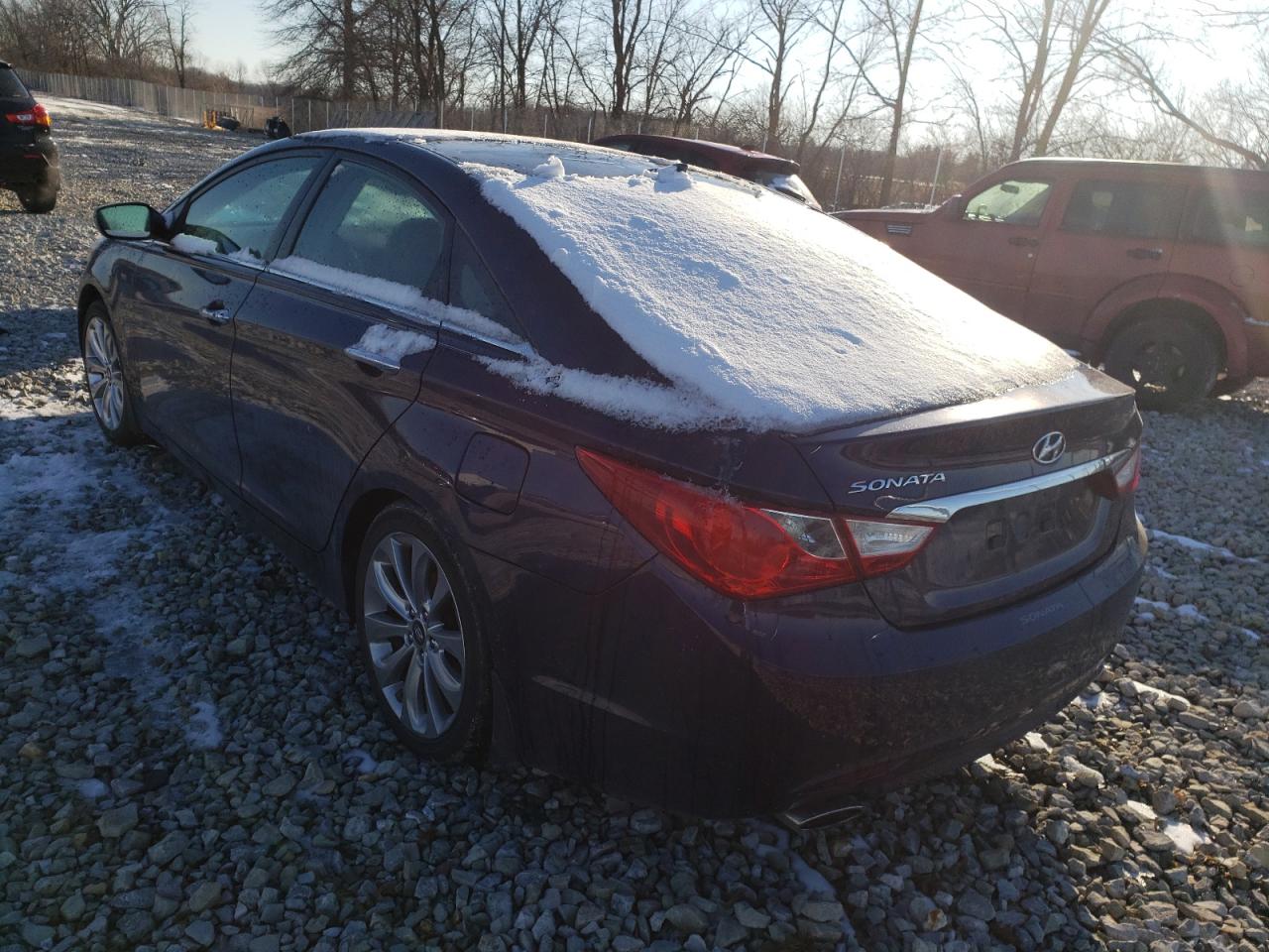Photo 3 from auction – 2013 HYUNDAI SONATA SE with VIN 5NPEC4AC0DH800321