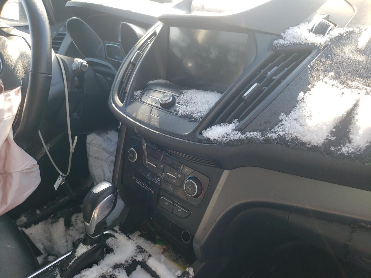 Photo 9 from auction – 2019 FORD ESCAPE SEL with VIN 1FMCU9HD7KUA68459