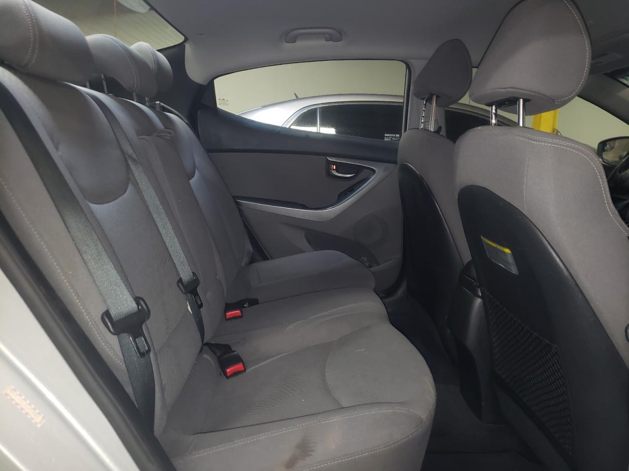 Photo 6 from auction – 2016 HYUNDAI ELANTRA SE with VIN KMHDH4AE2GU519092