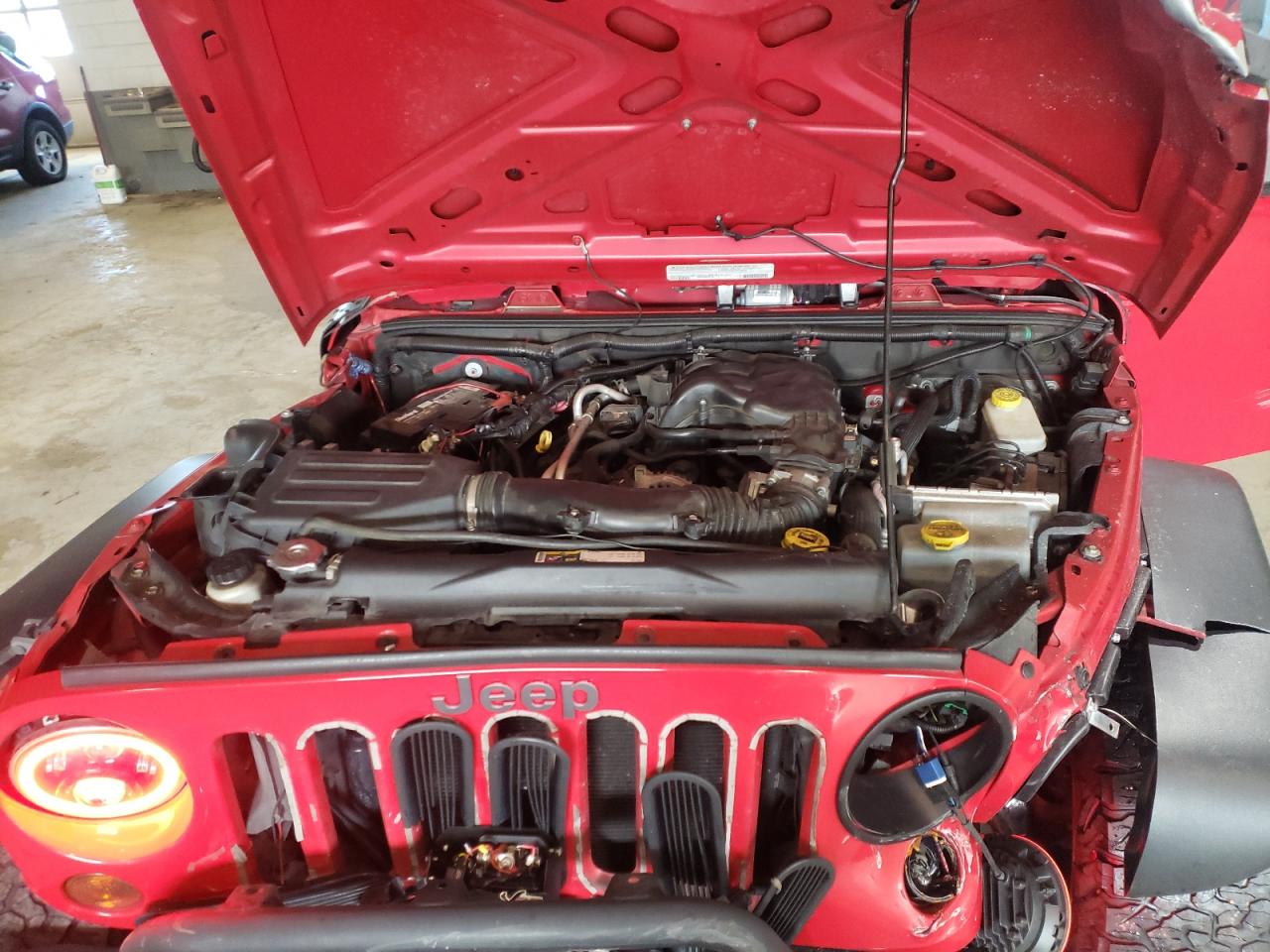 Photo 7 from auction – 2012 JEEP WRANGLER U with VIN 1C4BJWDG5CL209852