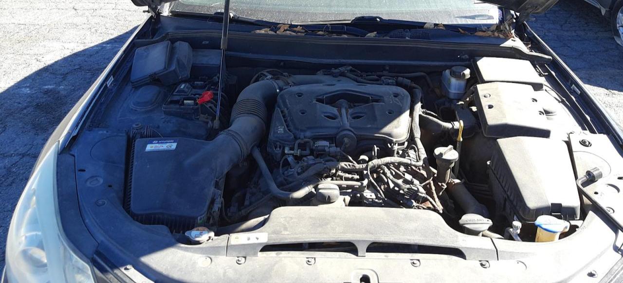 Photo 7 from auction – 2012 HYUNDAI GENESIS 3. with VIN KMHGC4DD7CU192083