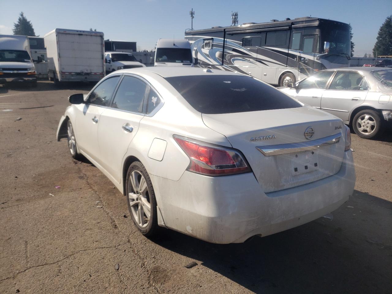 Photo 3 from auction – 2014 NISSAN ALTIMA 3.5 with VIN 1N4BL3AP8EC152858