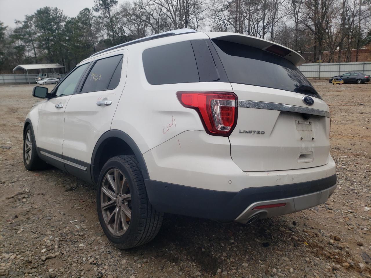 Photo 3 from auction – 2017 FORD EXPLORER L with VIN 1FM5K7F81HGD77098