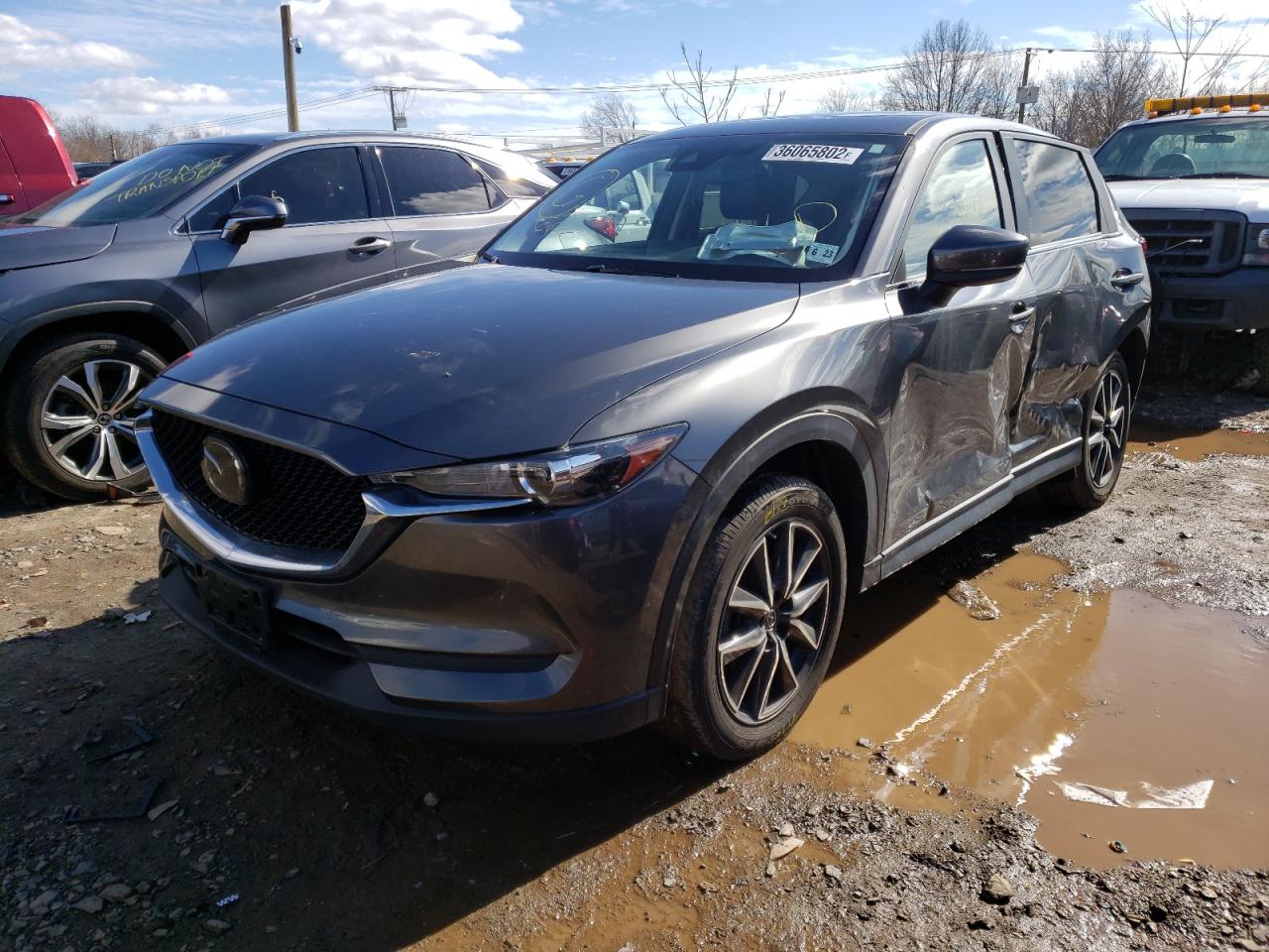 Photo 2 from auction – 2018 MAZDA CX-5 TOURI with VIN JM3KFBCM6J0363817