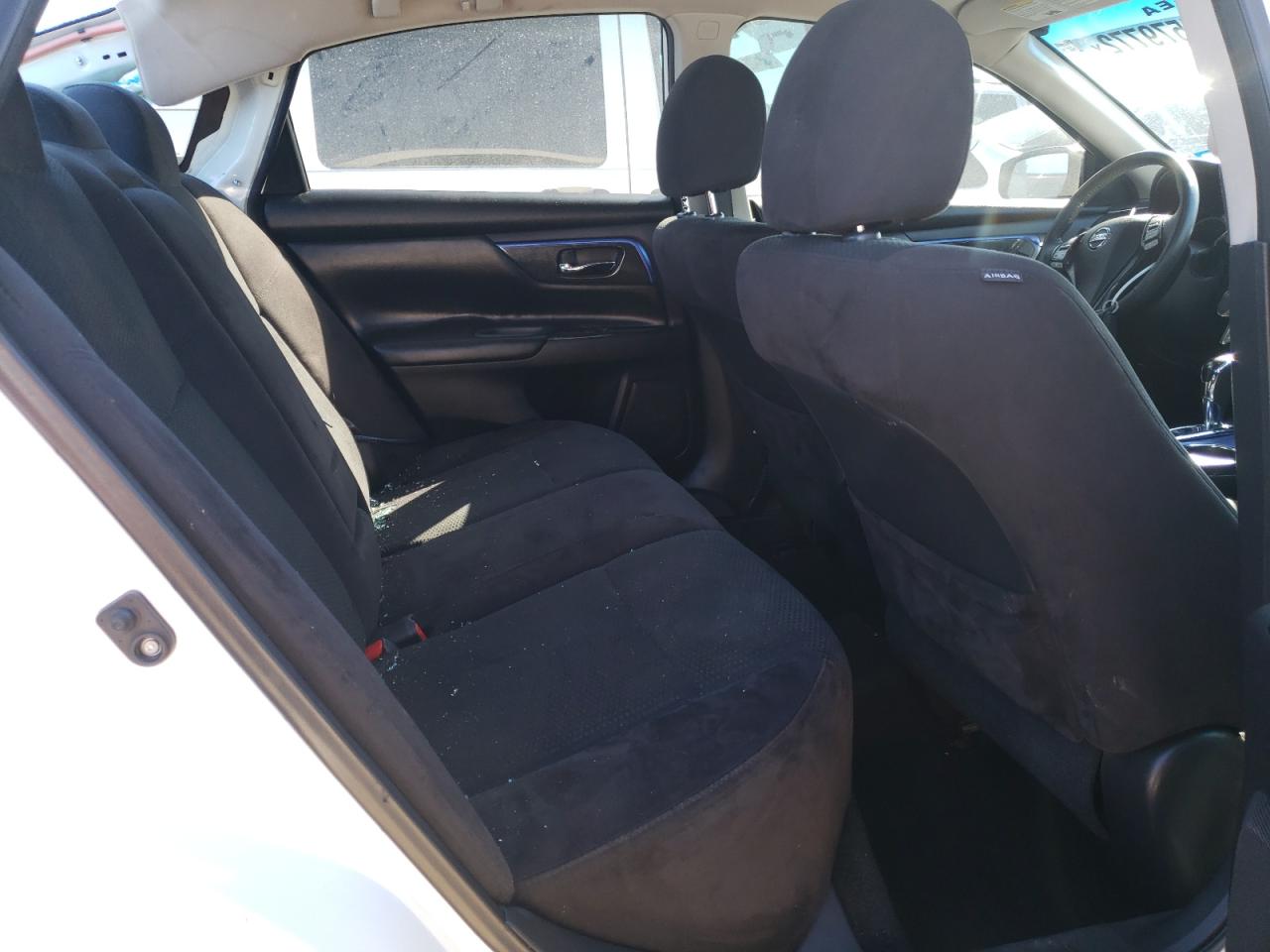 Photo 6 from auction – 2015 NISSAN ALTIMA 2.5 with VIN 1N4AL3AP4FN905027
