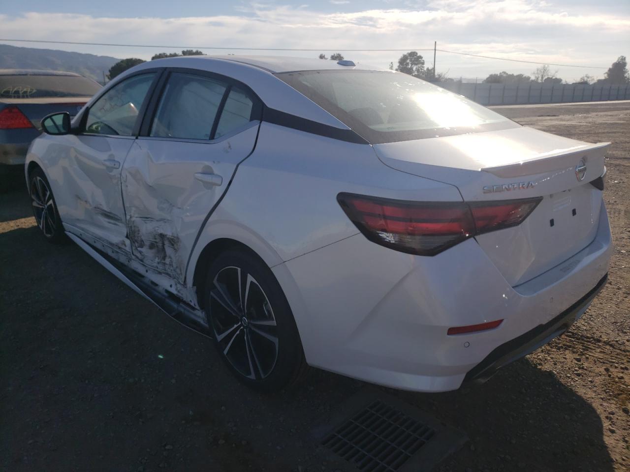 Photo 10 from auction – 2021 NISSAN SENTRA SR with VIN 3N1AB8DV6MY306637