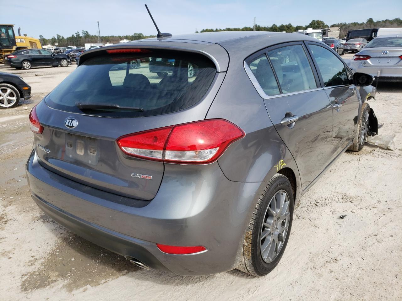 Photo 4 from auction – 2014 KIA FORTE EX with VIN KNAFX5A82E5168169