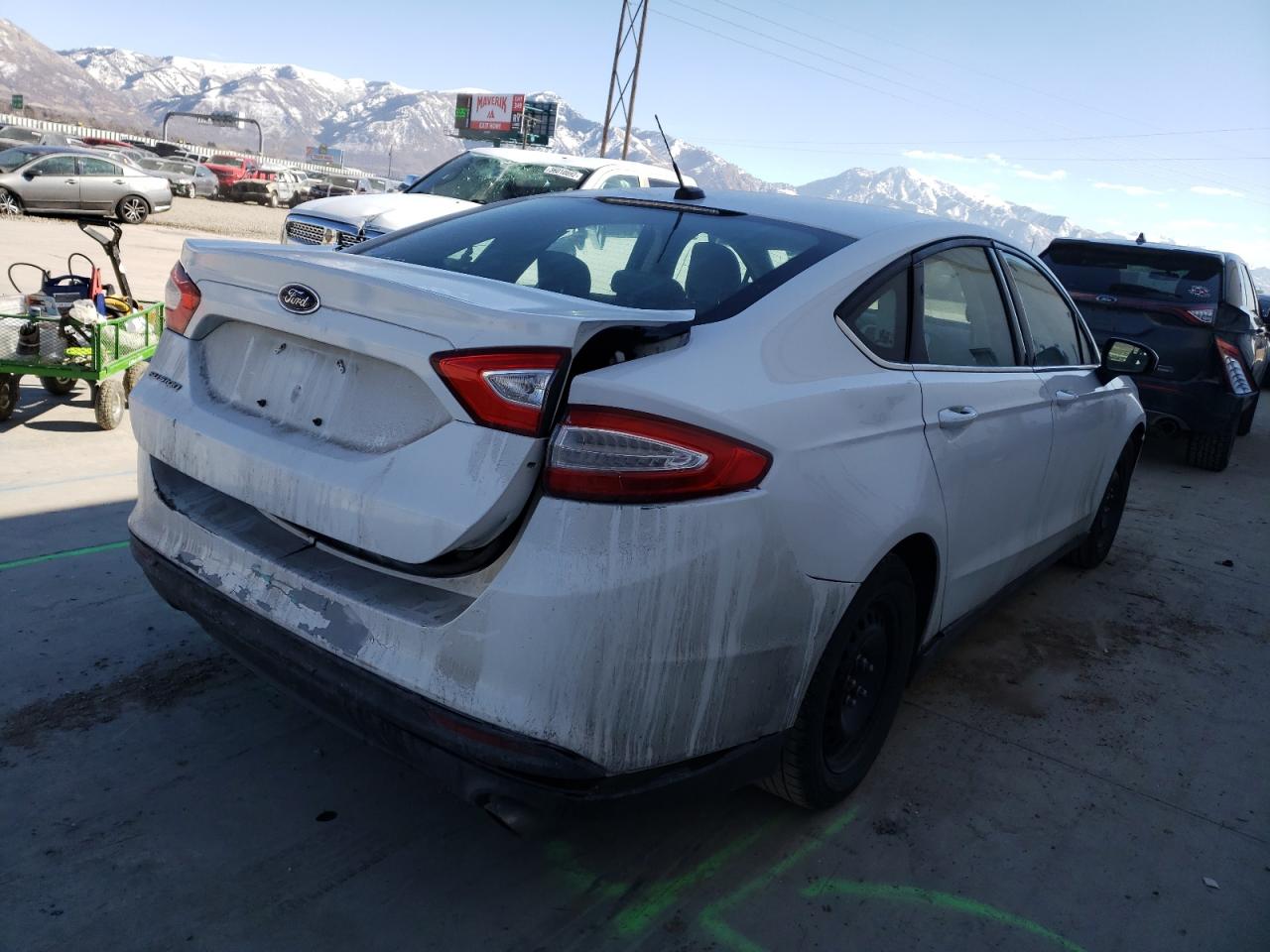 Photo 4 from auction – 2014 FORD FUSION S with VIN 3FA6P0G7XER337152