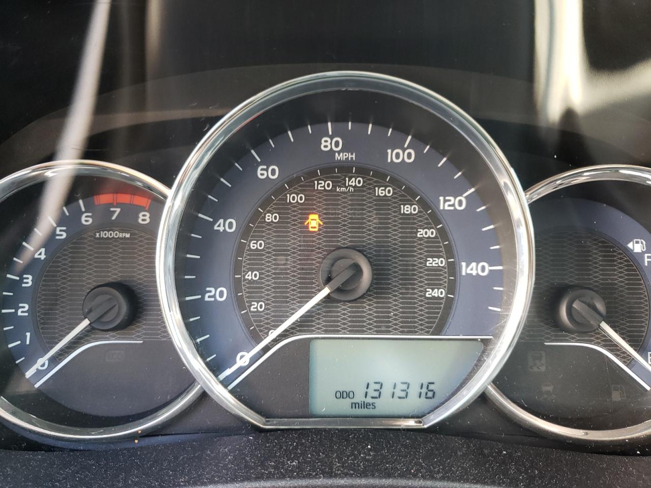 Zdjęcie 8 z aukcji – 2014 TOYOTA COROLLA L z VIN 5YFBURHE9EP062995