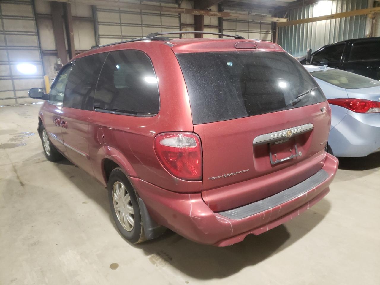 Photo 3 from auction – 2007 CHRYSLER TOWN & COU with VIN 2A4GP54L47R243218