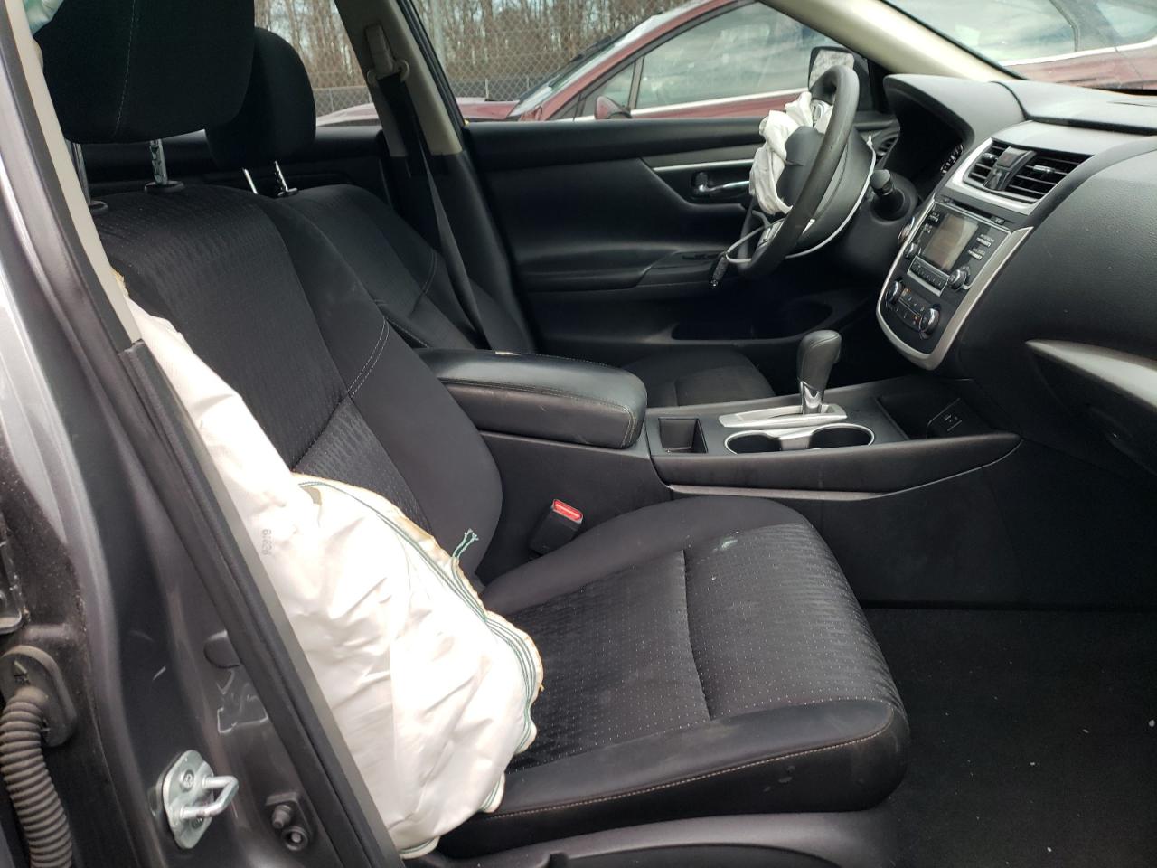 Photo 5 from auction – 2016 NISSAN ALTIMA 2.5 with VIN 1N4AL3AP8GC226066