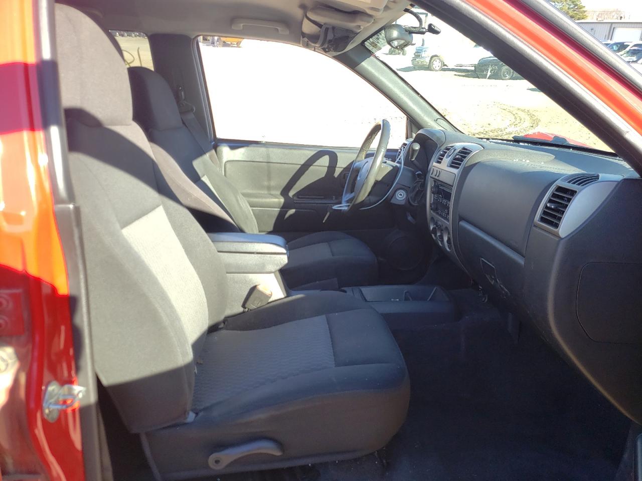 Photo 5 from auction – 2007 CHEVROLET COLORADO with VIN 1GCDT13E278150368