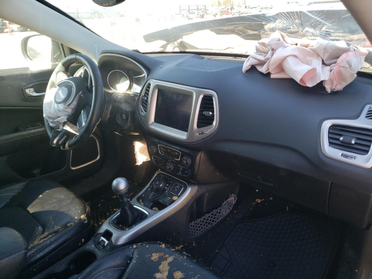 Photo 9 from auction – 2019 JEEP COMPASS LA with VIN 3C4NJDBB4KT616749