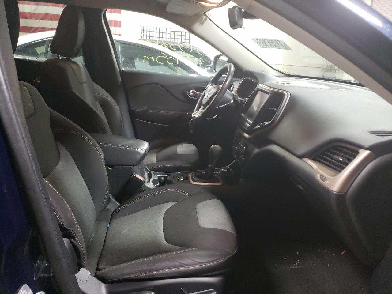 Photo 5 from auction – 2014 JEEP CHEROKEE L with VIN 1C4PJMCB5EW190530