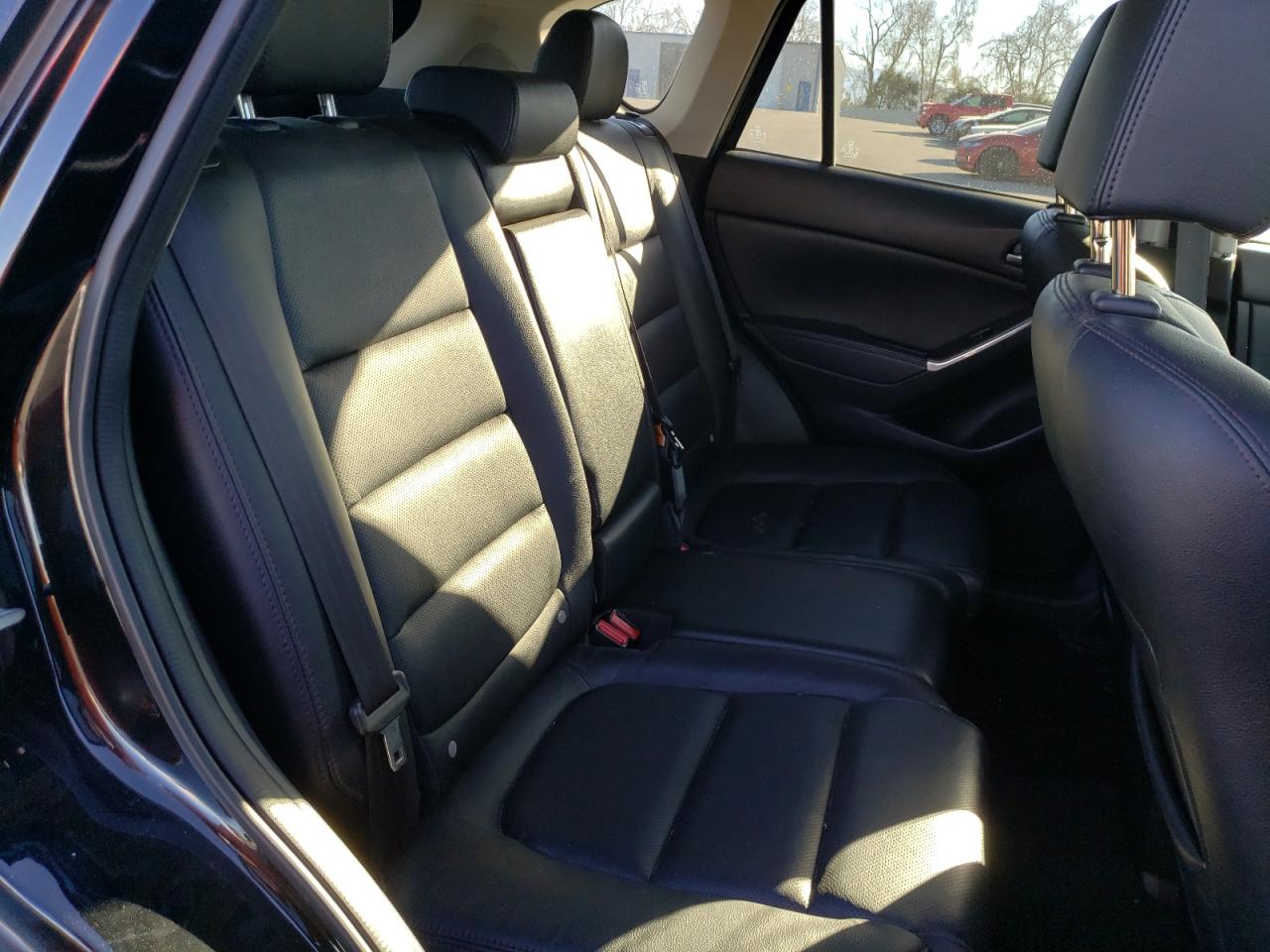 Photo 6 from auction – 2016 MAZDA CX-5 GT with VIN JM3KE2DY4G0797098