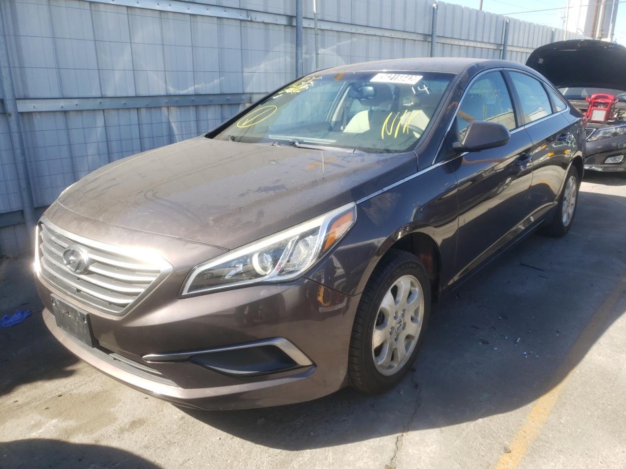 Photo 2 from auction – 2016 HYUNDAI SONATA SE with VIN 5NPE24AF0GH262236