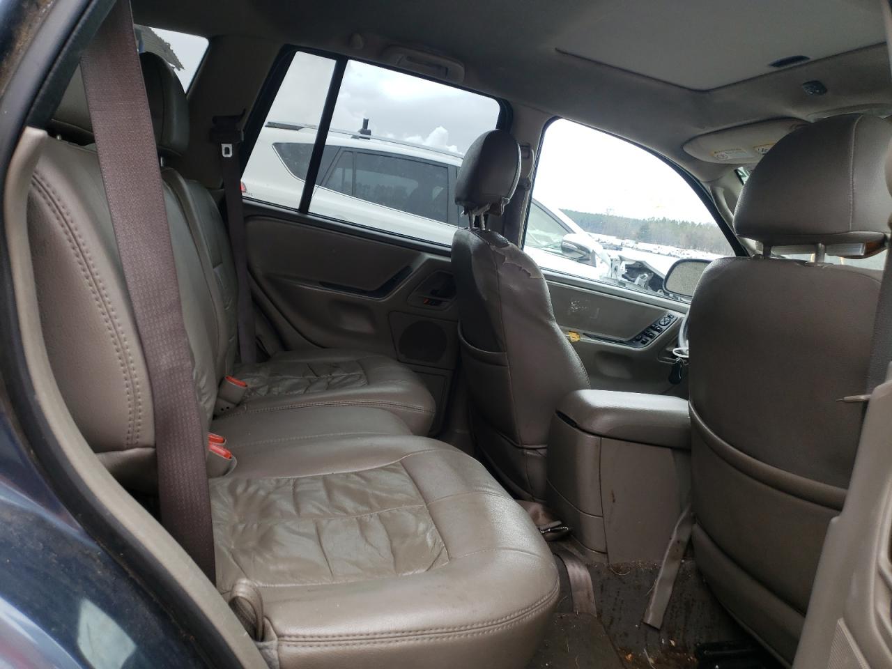 Photo 6 from auction – 2003 JEEP GRAND CHER with VIN 1J4GX48S43C581538