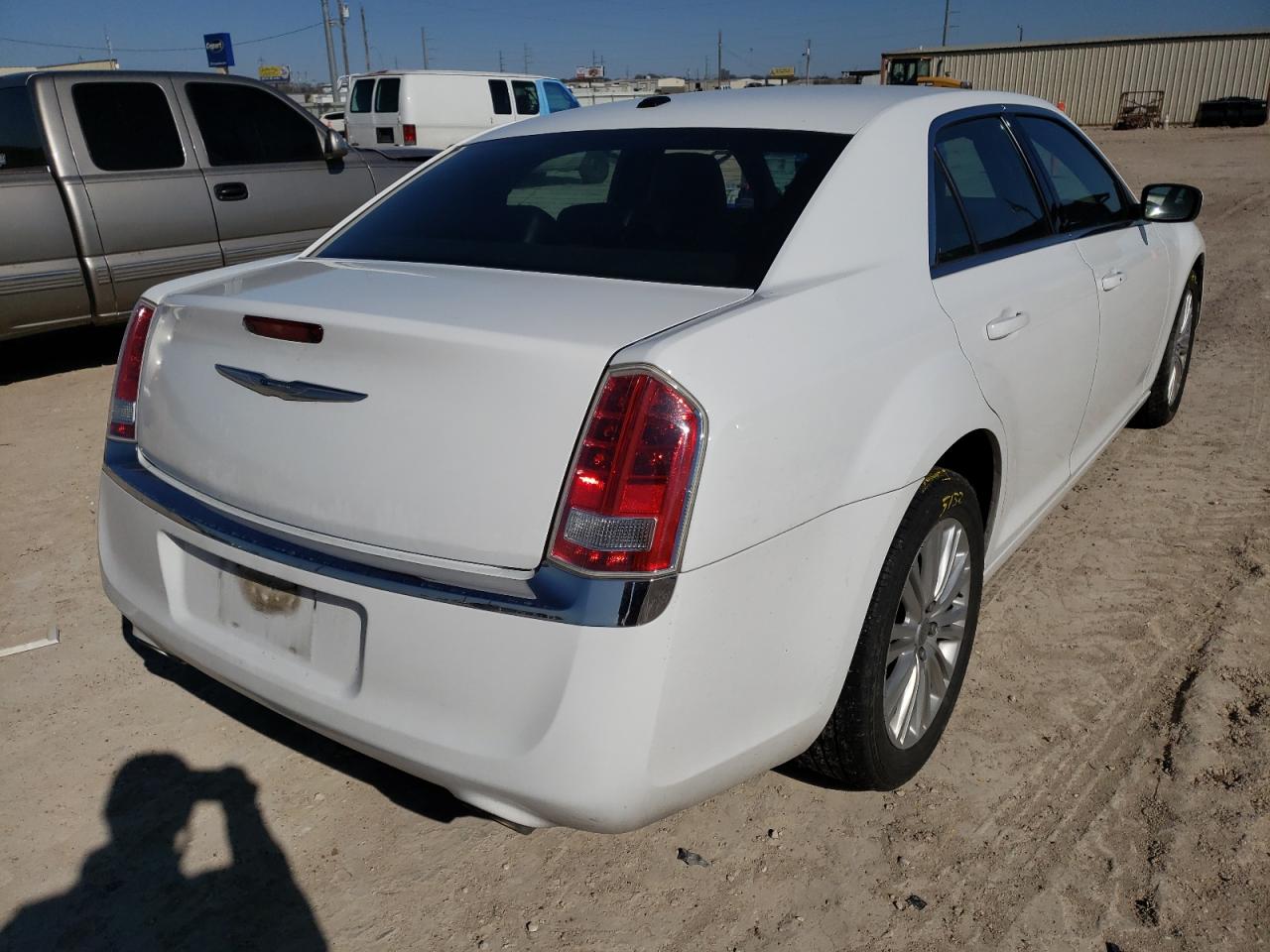 Photo 4 from auction – 2014 CHRYSLER 300 with VIN 2C3CCARGXEH306186