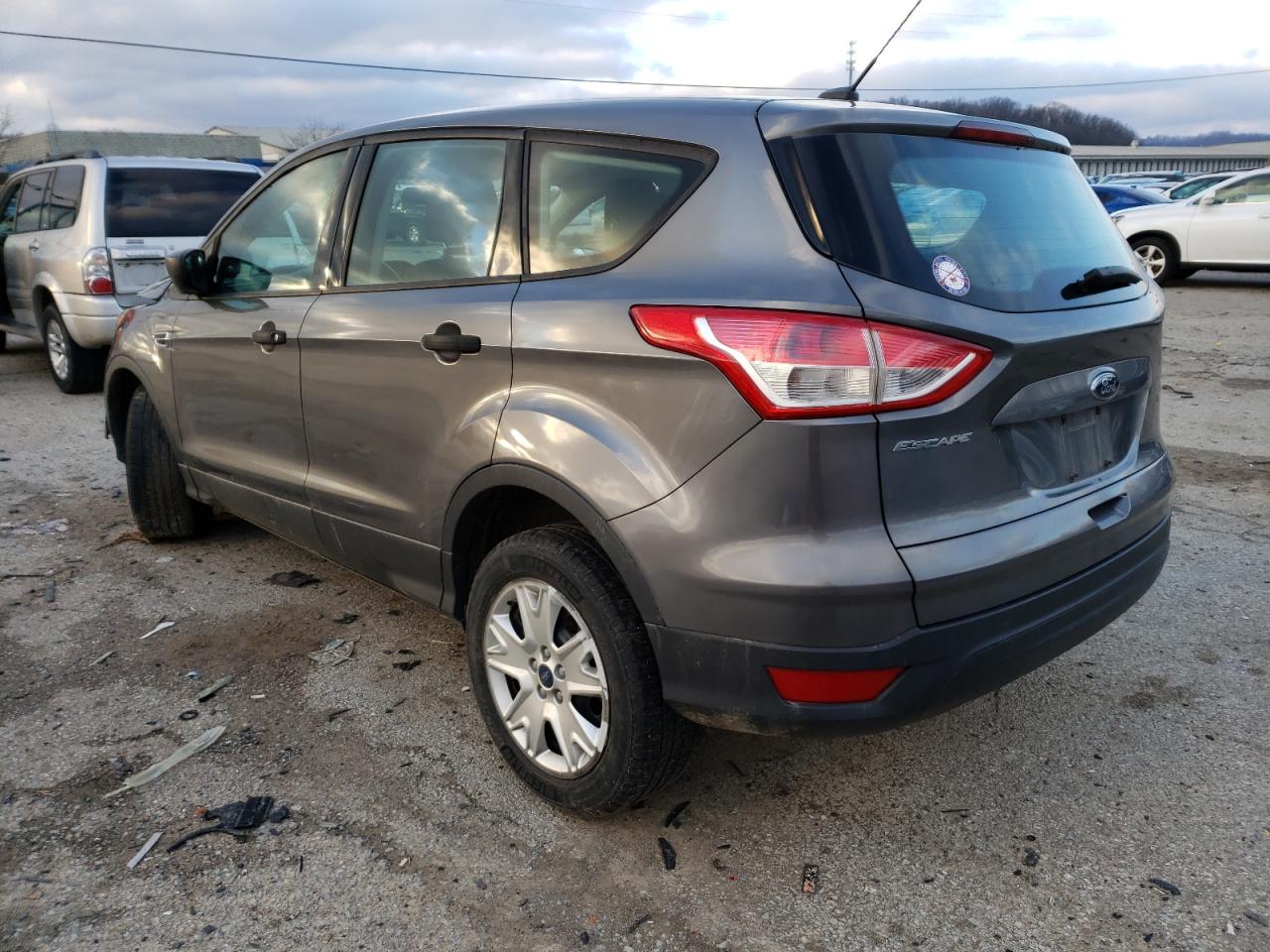 Photo 3 from auction – 2013 FORD ESCAPE S with VIN 1FMCU0F77DUA39099