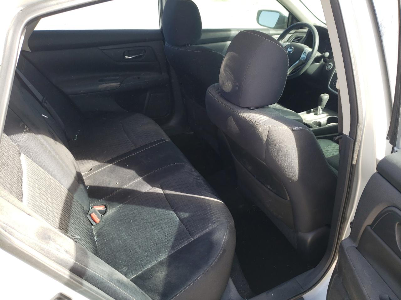 Photo 6 from auction – 2016 NISSAN ALTIMA 2.5 with VIN 1N4AL3AP2GC221381