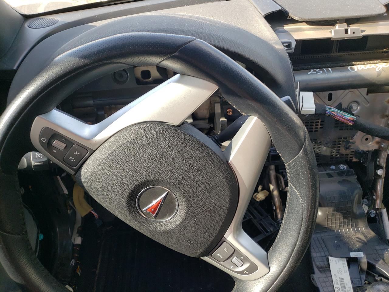 Photo 8 from auction – 2009 PONTIAC G8 GXP with VIN 6G2EP57W99L318758