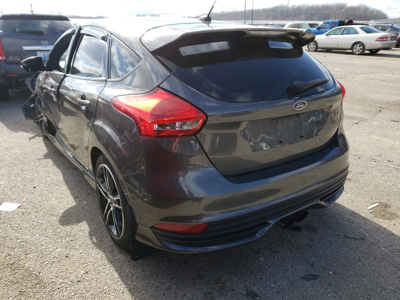 Photo 3 from auction – 2016 FORD FOCUS ST with VIN 1FADP3L96GL292616