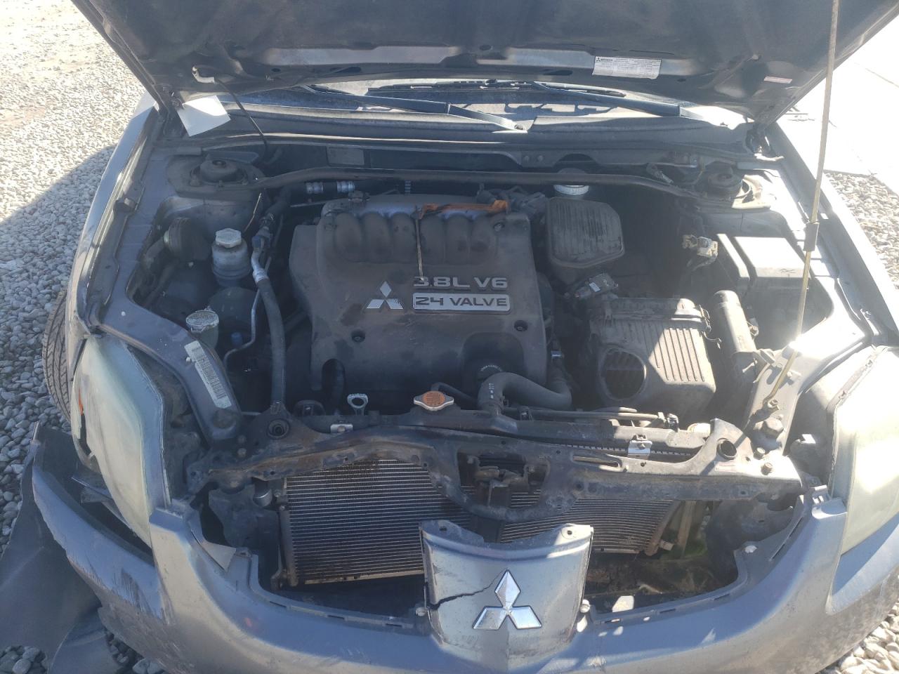 Photo 7 from auction – 2004 MITSUBISHI GALANT GTS with VIN 4A3AB76S84E074837