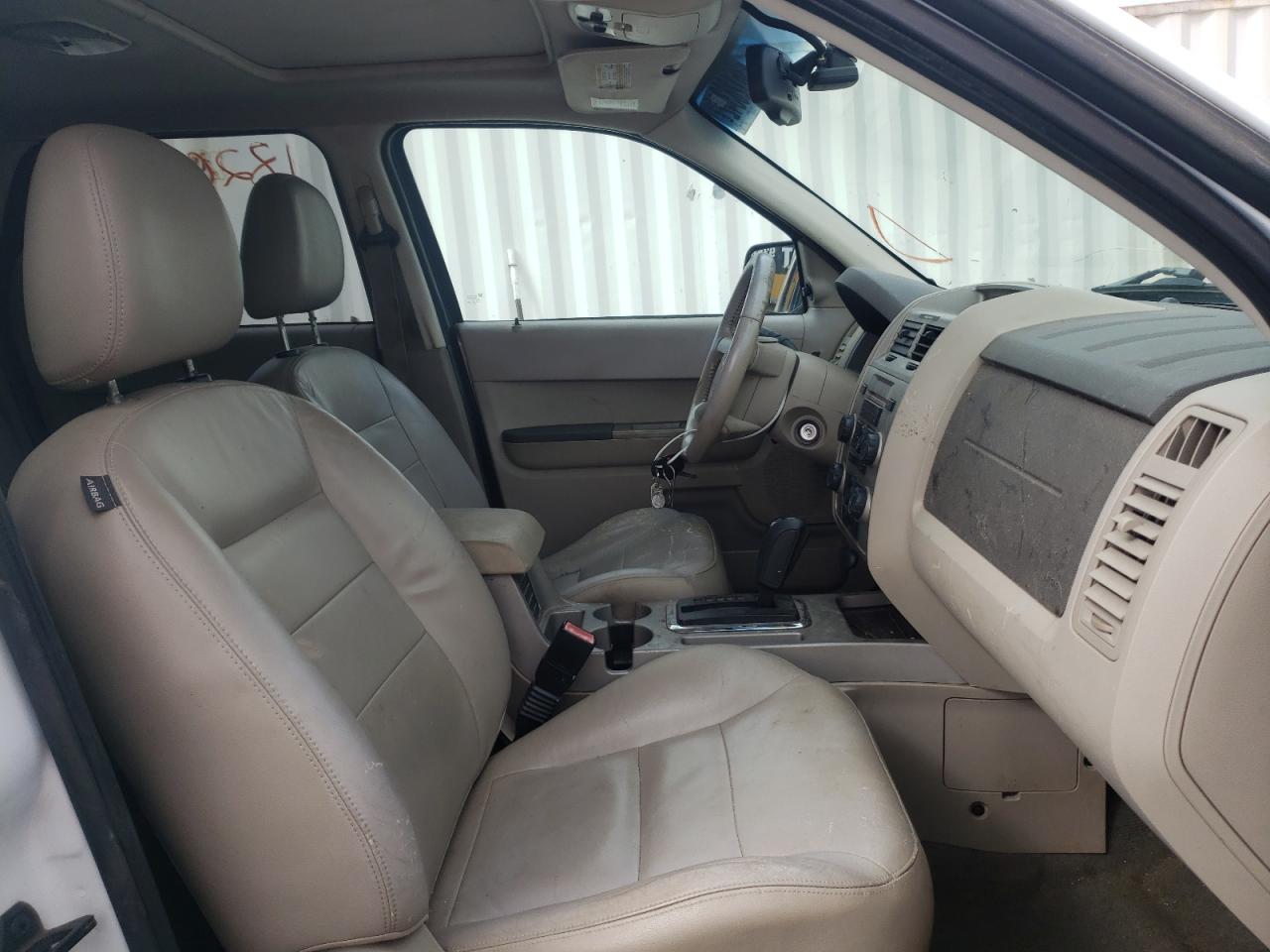 Photo 5 from auction – 2008 FORD ESCAPE XLT with VIN 1FMCU93138KA45004