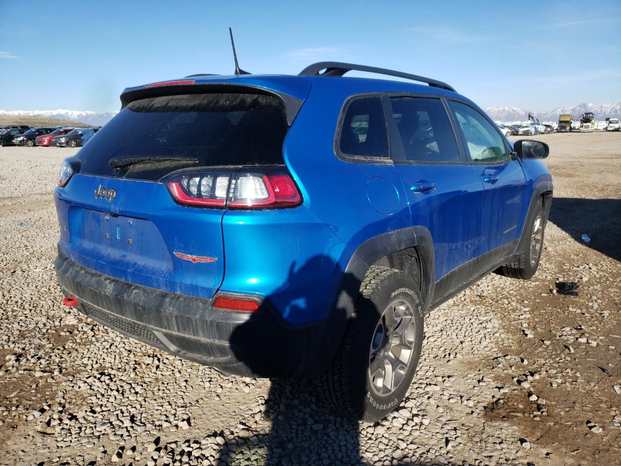 Photo 4 from auction – 2020 JEEP CHEROKEE T with VIN 1C4PJMBX2LD612887