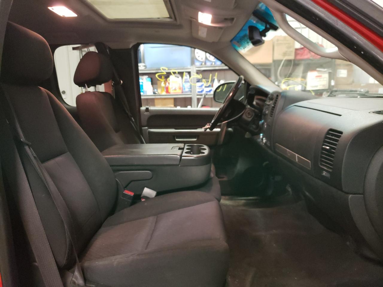 Photo 5 from auction – 2010 GMC SIERRA K15 with VIN 1GTSKVE32AZ165466