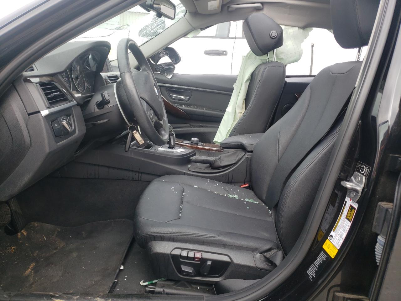 Photo 5 from auction – 2015 BMW 320 I with VIN WBA3B1G56FNT64768