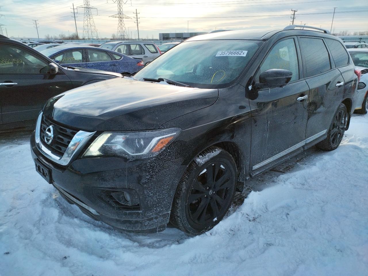 Photo 2 from auction – 2017 NISSAN PATHFINDER with VIN 5N1DR2MM2HC667769