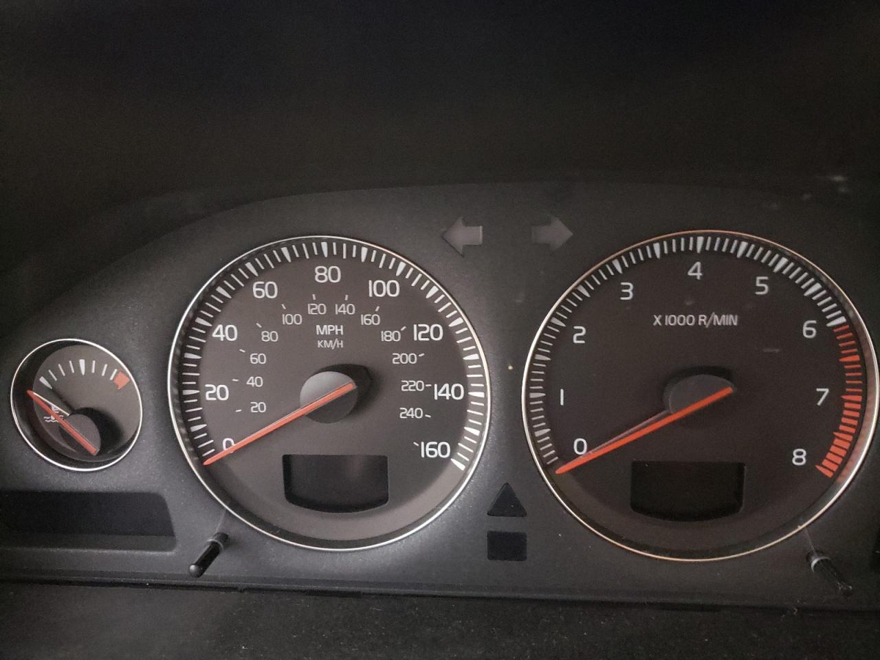 Photo 8 from auction – 2004 VOLVO V70 with VIN YV1SJ59H542349333