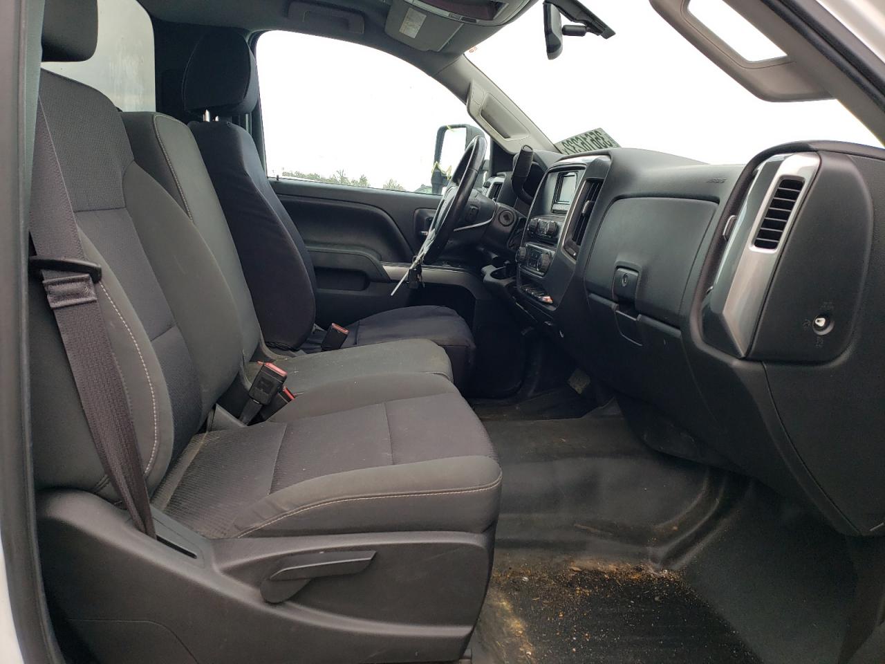 Photo 5 from auction – 2015 CHEVROLET SILVERADO with VIN 1GC0CVE86FZ513289