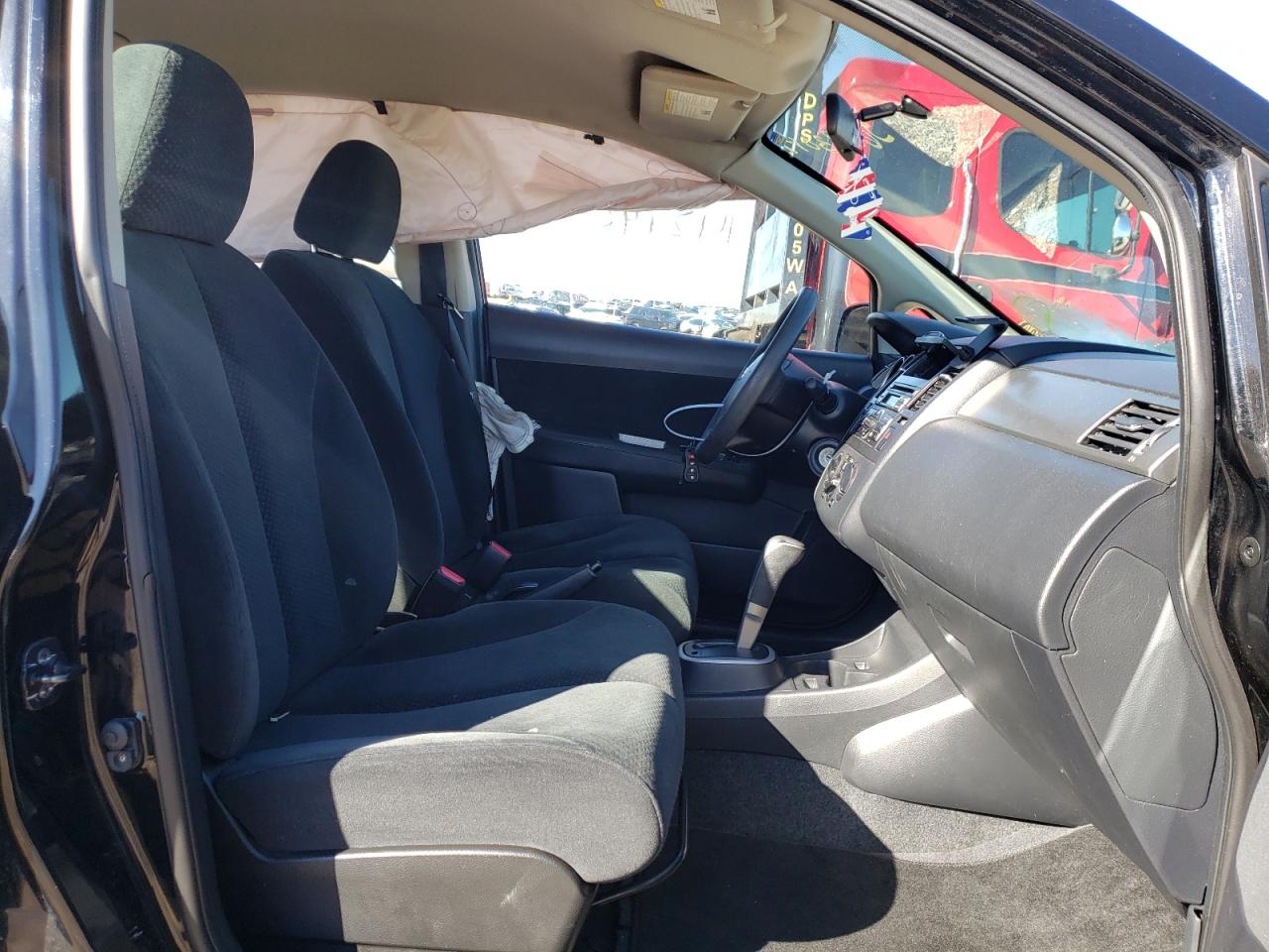 Photo 5 from auction – 2011 NISSAN VERSA S with VIN 3N1BC1CP2BL380241