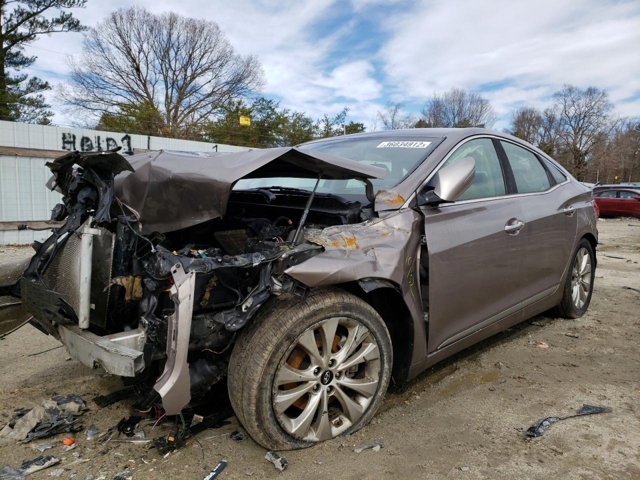 Photo 2 from auction – 2013 HYUNDAI AZERA with VIN KMHFG4JG1DA249671