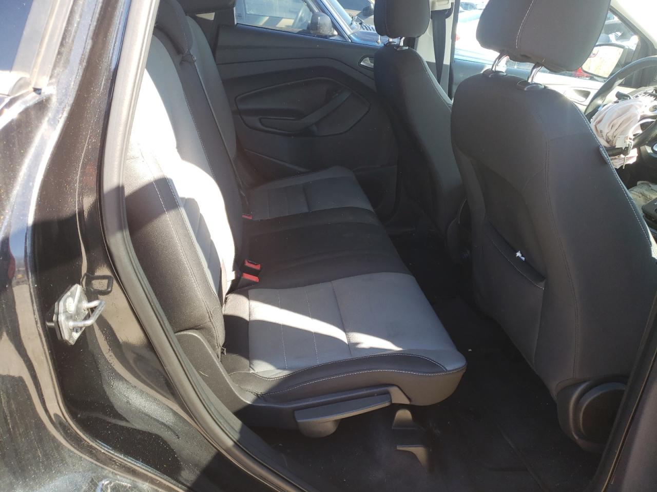 Photo 6 from auction – 2014 FORD ESCAPE SE with VIN 1FMCU9GX2EUC05887