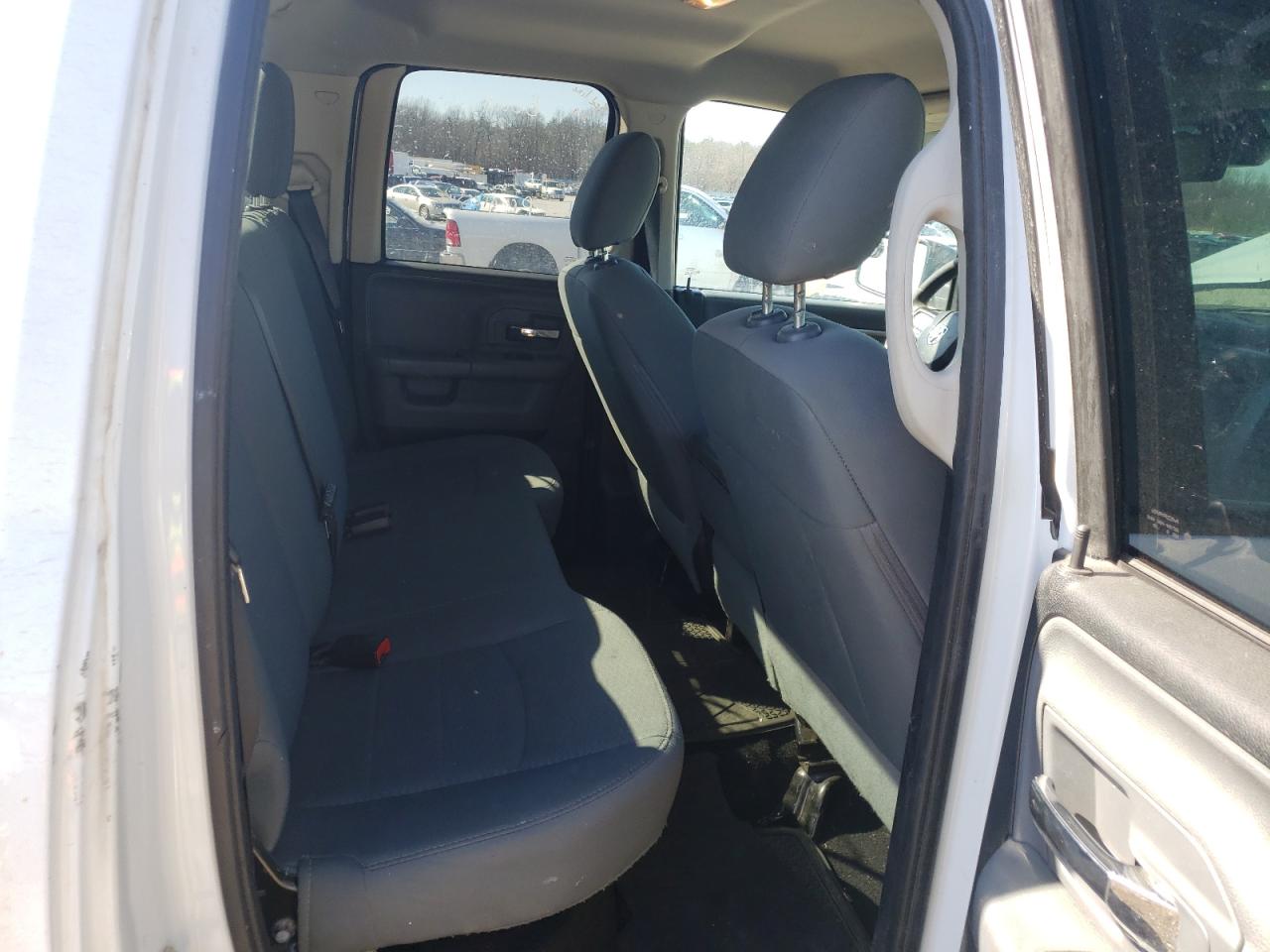 Photo 6 from auction – 2016 RAM 1500 SLT with VIN 1C6RR6GG2GS277631