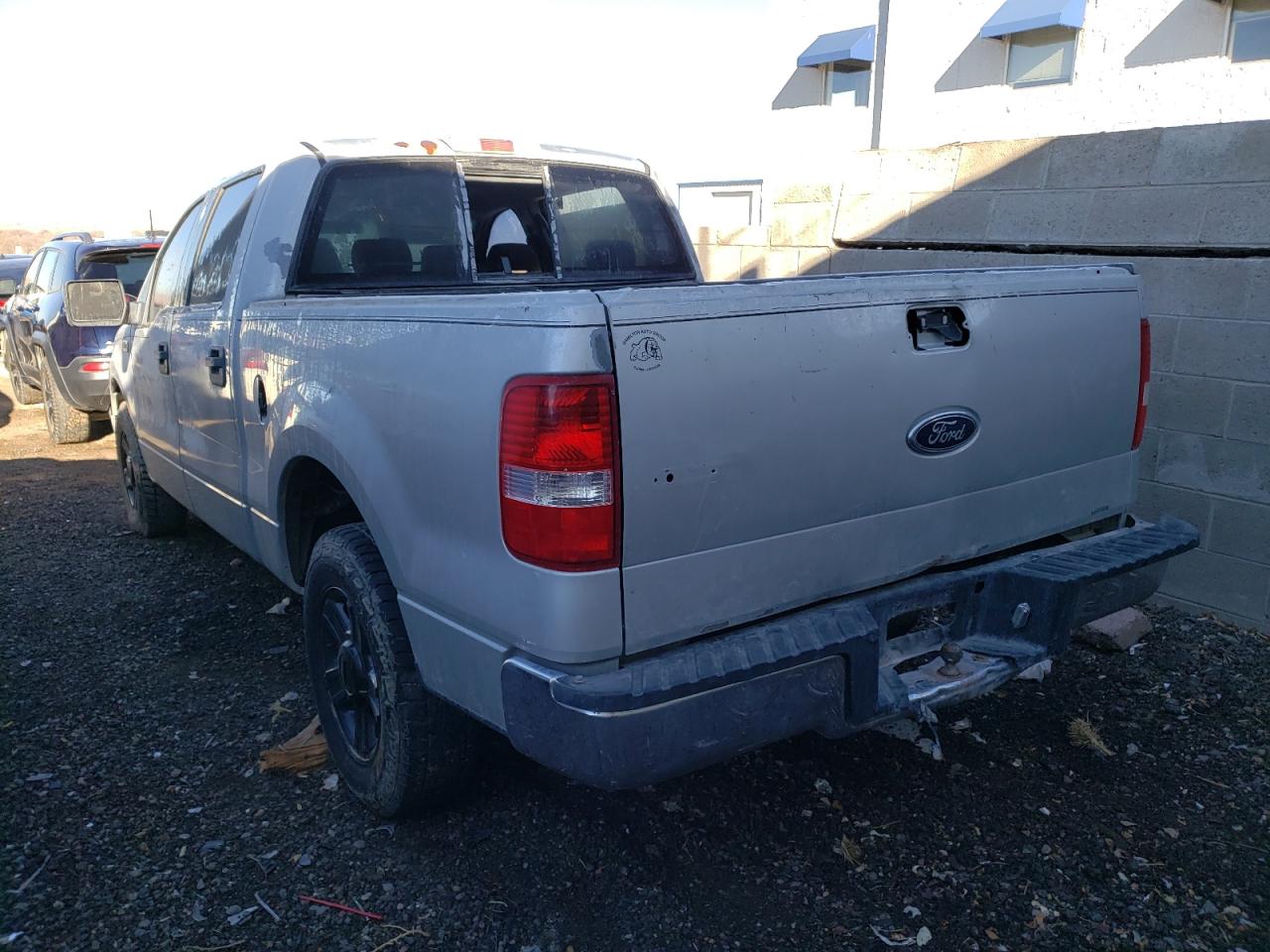Photo 3 from auction – 2004 FORD F150 SUPER with VIN 1FTRW12W04KD24069