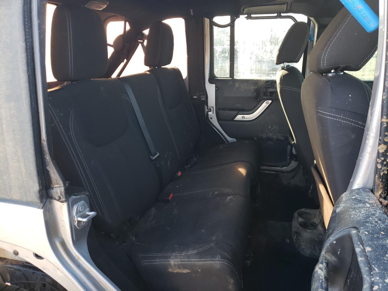 Photo 6 from auction – 2016 JEEP WRANGLER U with VIN 1C4BJWFG5GL303166