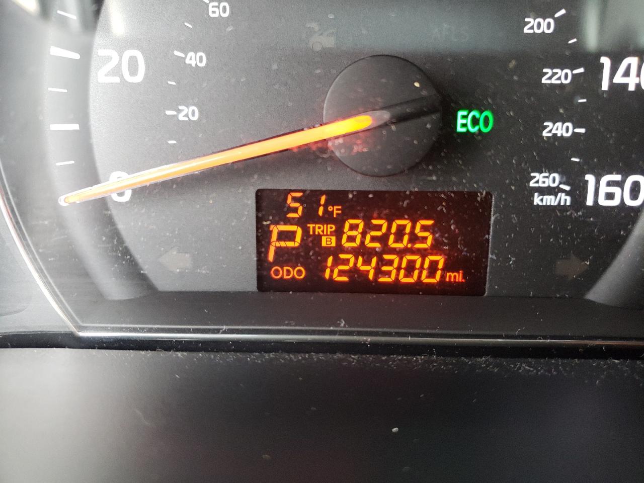 Photo 8 from auction – 2014 KIA SORENTO LX with VIN 5XYKTDA67EG481554