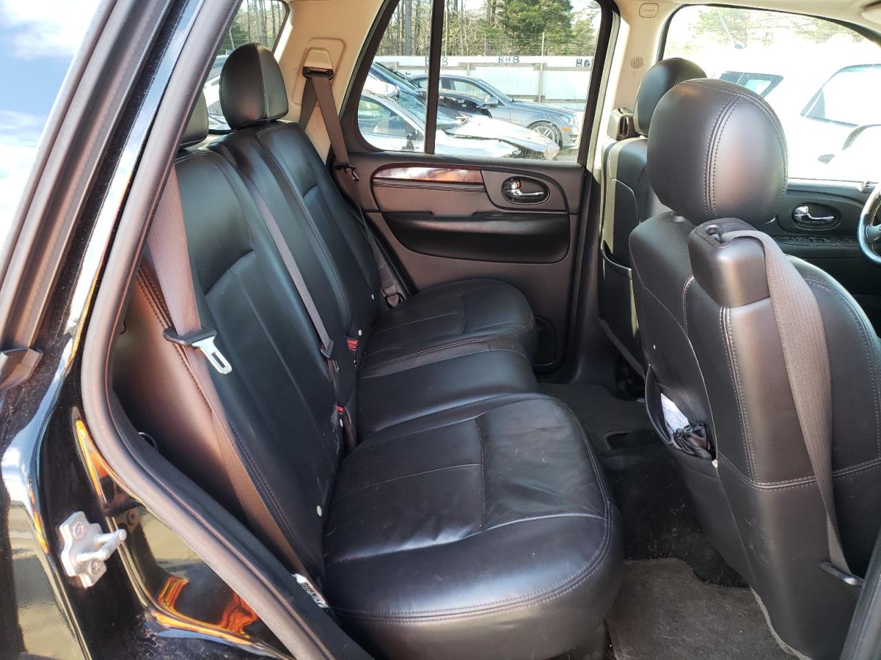 Photo 6 from auction – 2007 GMC ENVOY with VIN 1GKDT13S172226899