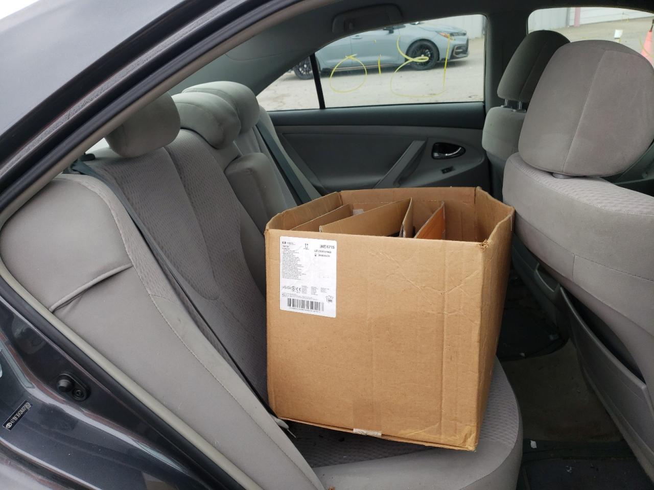 Photo 6 from auction – 2010 TOYOTA CAMRY BASE with VIN 4T1BF3EK2AU070608