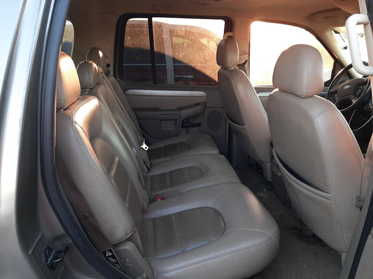 Foto 6 de la subasta – 2003 FORD EXPLORER X con VIN 1FMZU63K03ZB15852